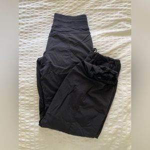 Lululemon Studio Pant - LINED